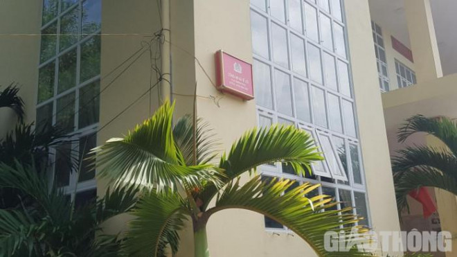 Theo ông N., các cán bộ xã chỉ ngồi "uống nước" ở phòng Công an xã Tế Lợi chứ không đánh bài