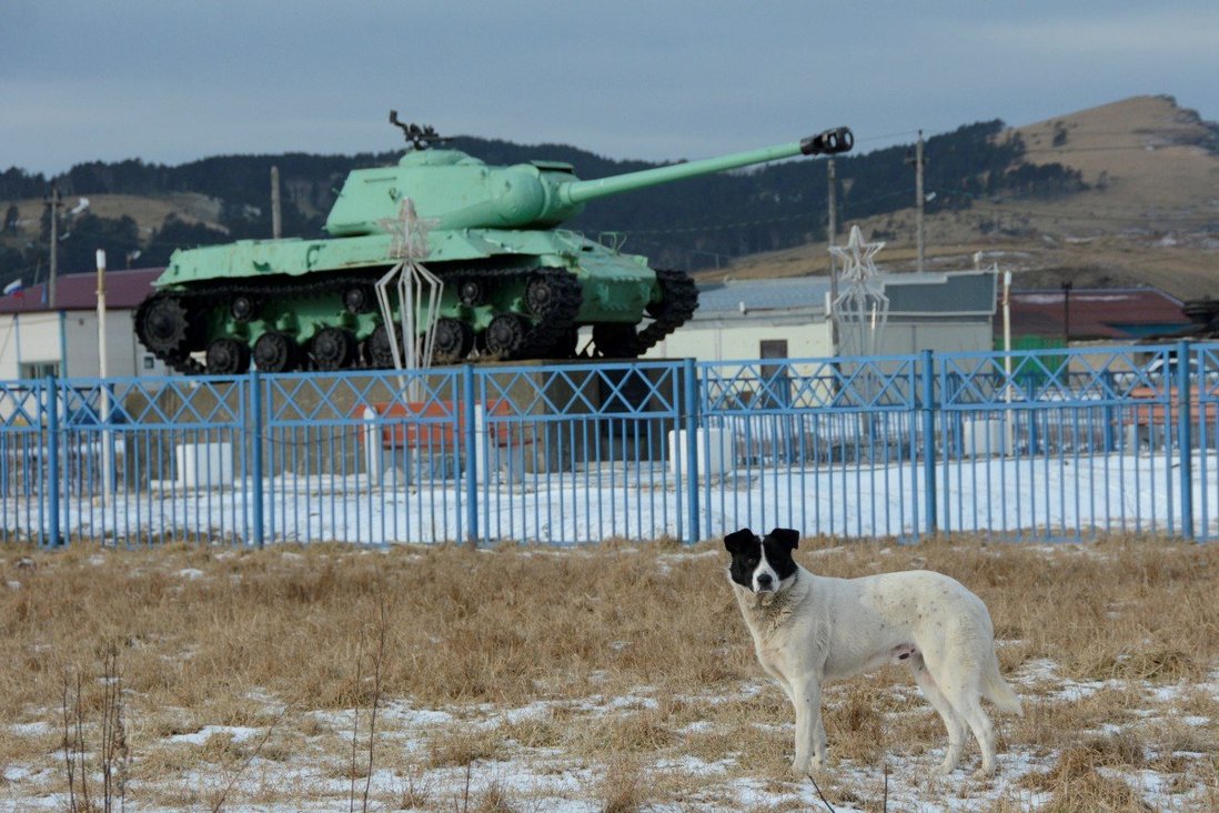 Xe tăng Liên Xô được Nga trưng bày ở quần đảo Nam Kuril.