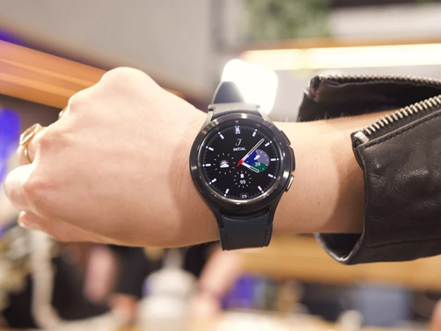 Thời trang Hi-tech - Cận cảnh Galaxy Watch 4 Classic cao cấp: Siêu đẹp, siêu “ngầu”