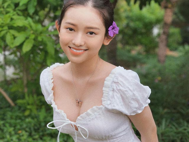 Làm đẹp - Hot girl Cà Mau Thuý Vi: “Ngực lớn chưa chắc đẹp nên mình hài lòng với vòng 1 hiện tại”