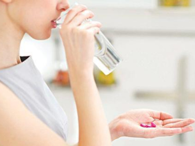 Sức khỏe đời sống - Những lưu ý "đặc biệt" với người đang uống thuốc chống đông máu khi tiêm vắc-xin COVID-19