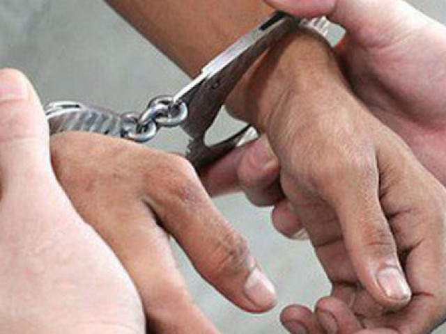 Pháp luật - Bắt tạm giam nguyên Trưởng Công an xã làm giả hồ sơ, tài liệu