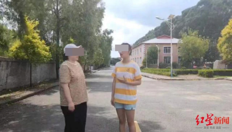 Cô thường xuyên phải đến trại giảm cân vì "phát tướng" sau khi kết thúc đợt huấn luyện.