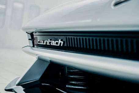 Lamborghini hé lộ về siêu phẩm Countach sau 30 năm dừng sản xuất