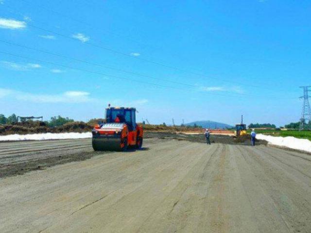 Tin tức trong ngày - Toàn cảnh đại công trường cao tốc Mai Sơn - QL45 giữa mùa COVID-19