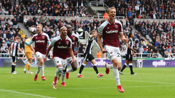 Trực tiếp bóng đá Newcastle - West Ham: Buông xuôi cuối trận (Hết giờ) - 5