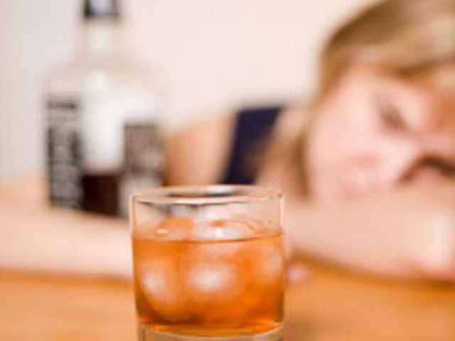 Sức khỏe đời sống - Uống quá nhiều rượu là "tích luỹ" ít nhất 10 căn bệnh nguy hiểm