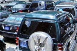 Thị trường - Tiêu dùng - Loạt xe ô tô công thanh lý với giá siêu rẻ, có xe chỉ hơn 7 triệu đồng