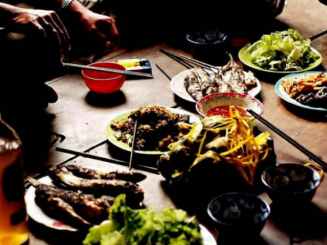 Pháp luật - 7 người "nhớ đời" bữa nhậu ở vuông tôm trong lúc giãn cách "giá" 105 triệu