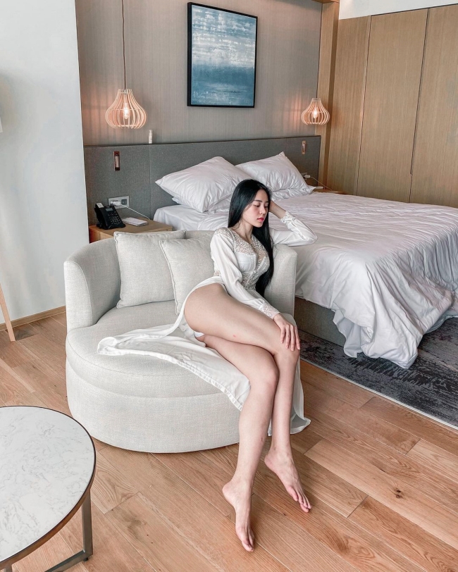 Phương Trang từng khá mũm mĩm sau đó cô có tập yoga, ăn kiêng để giảm cân nhưng lại quá gầy gò.&nbsp;
