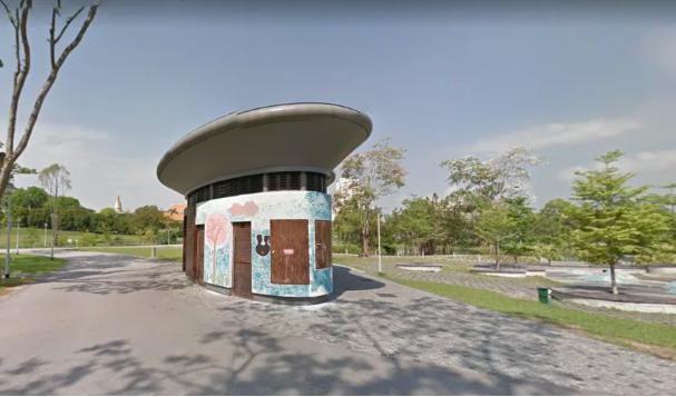 Một nhà vệ sinh công cộng tại công viên&nbsp;Bishan-Ang Mo Kio. Ảnh:&nbsp;Google Street View