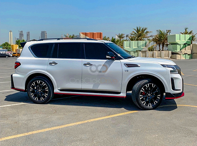 Nissan Patrol Nismo có gì để cạnh tranh Toyota Land Cruiser mới - 5