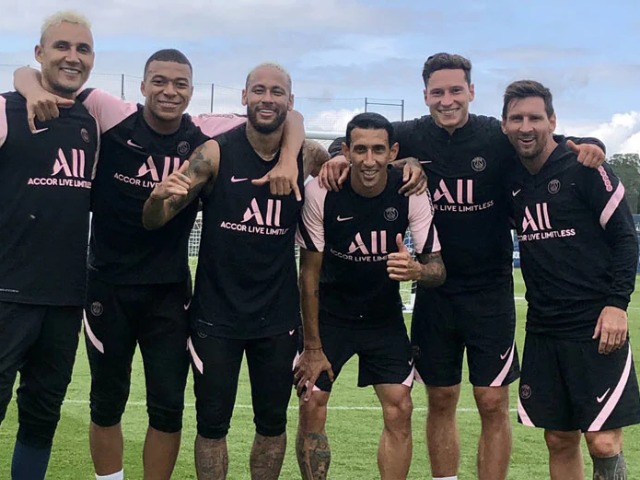 Bóng đá - Messi khiến Mbappe và dàn SAO PSG "phát cuồng", sếp lớn đau đầu vì điều này