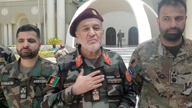 Bộ trưởng Quốc phòng Afghanistan Bismillah Mohammadi xác nhận các lực lượng chống Taliban ở phía Bắc Afghanistan đã giành lại quyền kiểm soát 3 quận gần thung lũng Panjshir. Ảnh: Reuters