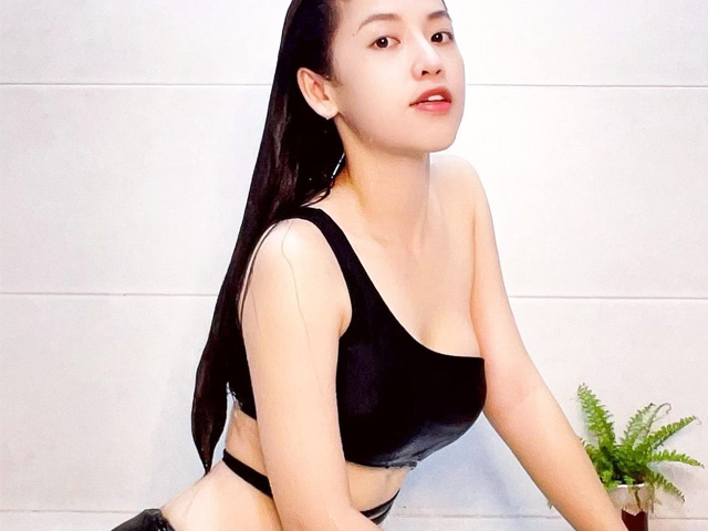 Làm đẹp - "Mỹ nhân ngực đẹp làng hài" từng than khổ vì béo, bị thiếu máu do nhịn ăn