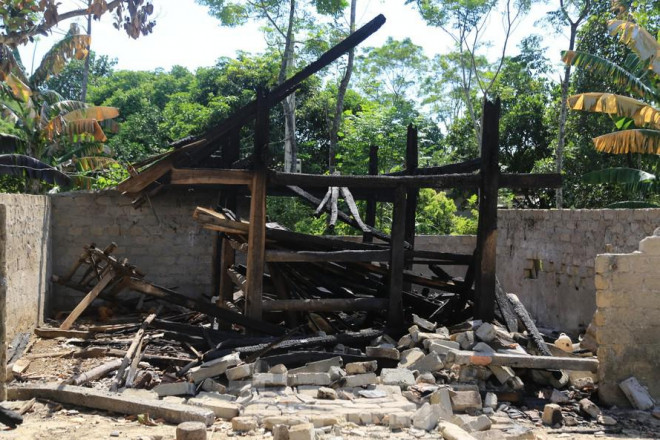 Một nhà chứa rơm ở xã Sơn Tiến bị cháy trong đêm