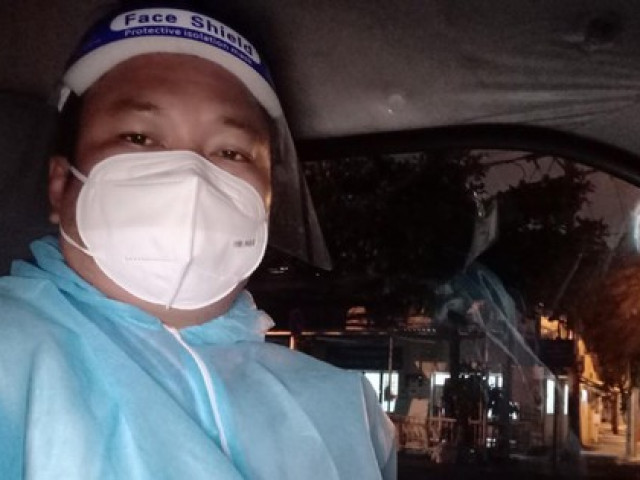 Tin tức trong ngày - Những chuyến xe cấp cứu chạy đua với tử thần