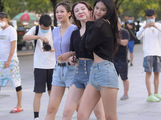 Thời trang - Mốt quần hot pants được ưa chuộng ở châu Á