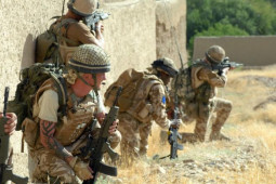 Thế giới - Tiết lộ cuộc giải cứu đặc nhiệm táo bạo của quân đội Anh trước Taliban