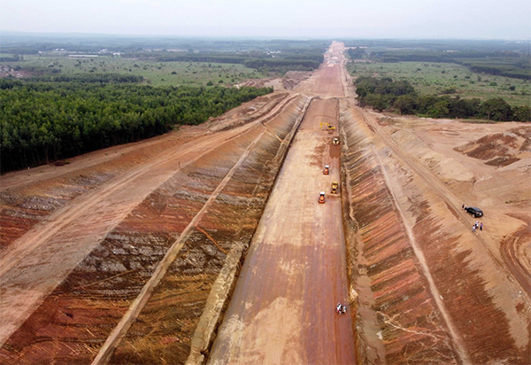 Cao tốc Dầu Giây – Phan Thiết đang được gấp rút triển khai