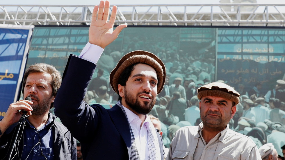 Thủ lĩnh phe kháng chiến ở Afghanistan, Ahmad Massoud.