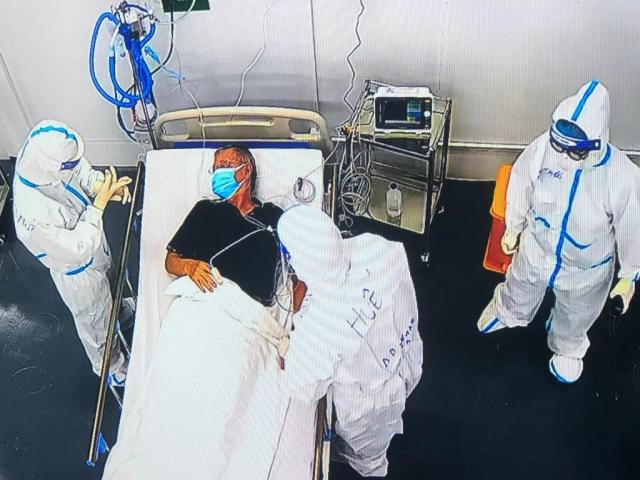 Sức khỏe đời sống - BV Trung ương Huế đưa robot vào TP.HCM điều trị bệnh nhân COVID-19