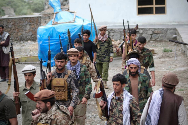 Lực lượng kháng chiến đẩy lùi thành công Taliban.