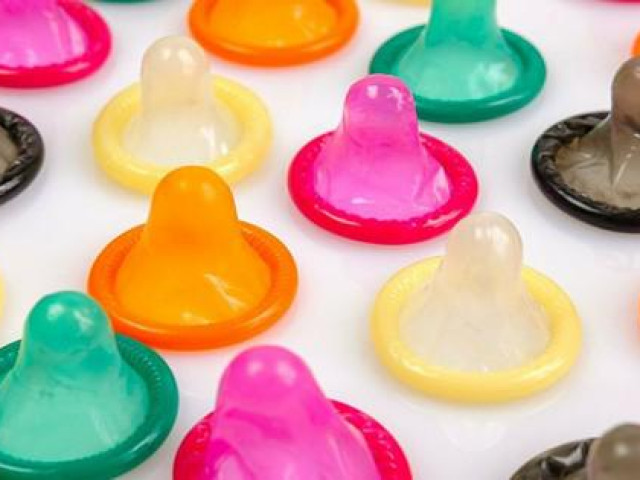 Thế giới - Ấn Độ: Thiệt mạng vì dùng keo thay bao cao su khi "yêu"