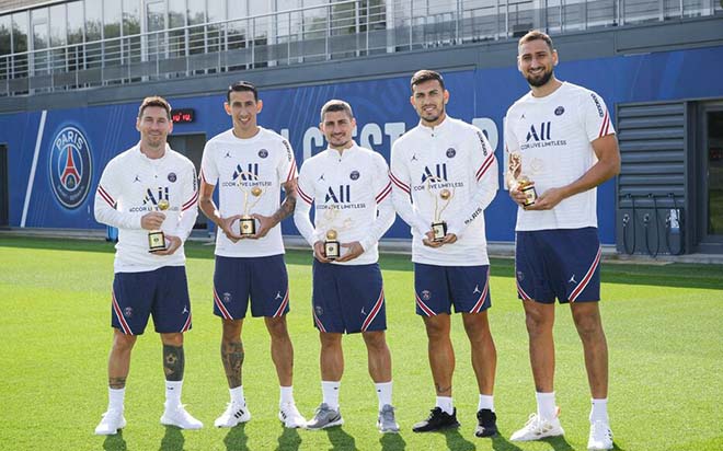 Messi, Di Maria, Verratti, Paredes và Donnarumma được PSG vinh danh (từ trái qua)