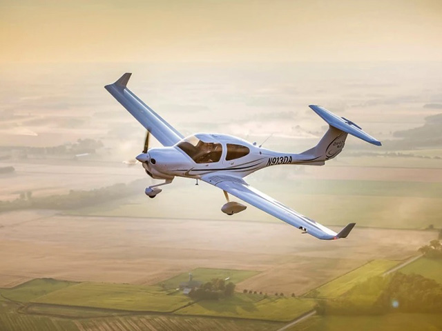 Thời trang Hi-tech - iPhone vẫn sống nhăn khi rơi từ máy bay ở độ cao hơn 3.000 mét