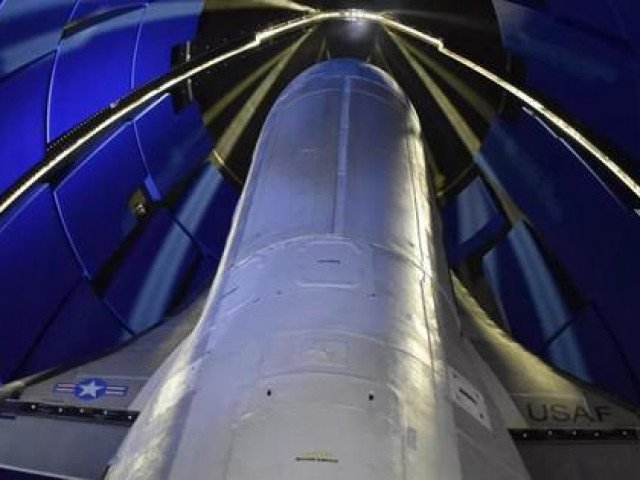 Công nghệ thông tin - 10 điều ít biết về phi thuyền bí mật X-37B của Mỹ