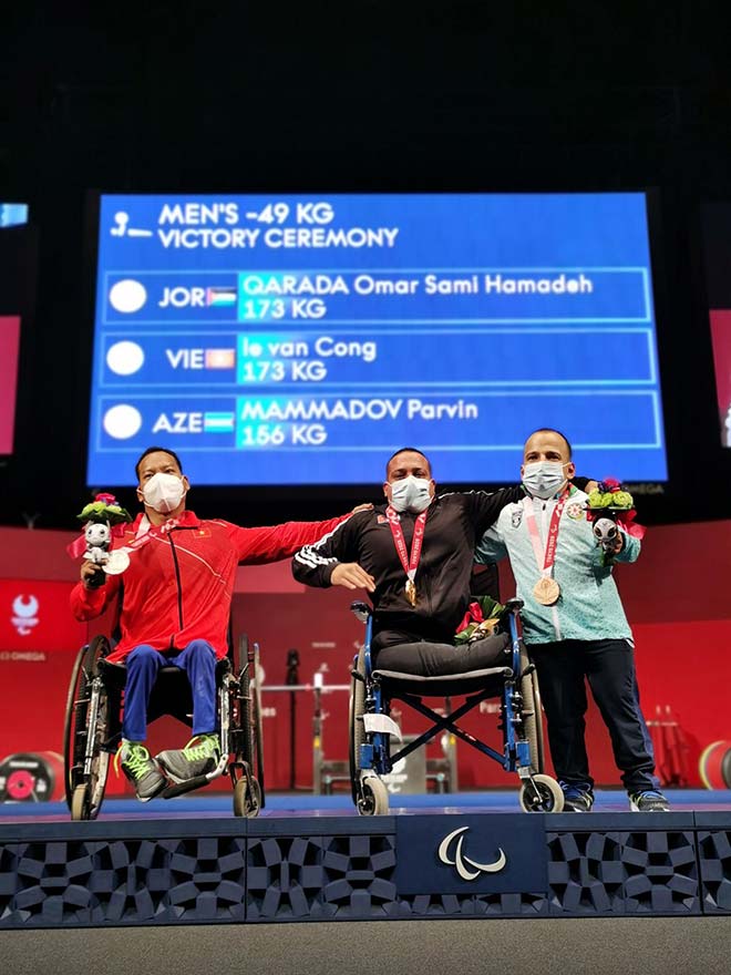 Thể thao Việt Nam đón tin vui: Lê Văn Công ngoạn mục giành HCB Paralympic - 3