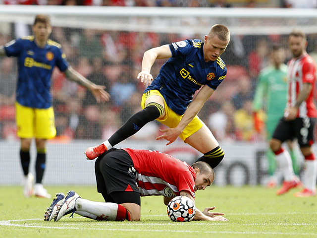 Bóng đá - Tin nóng MU: McTominay lên bàn mổ, Solskjaer muốn gấp rút mua "Kante 2.0 giá rẻ"