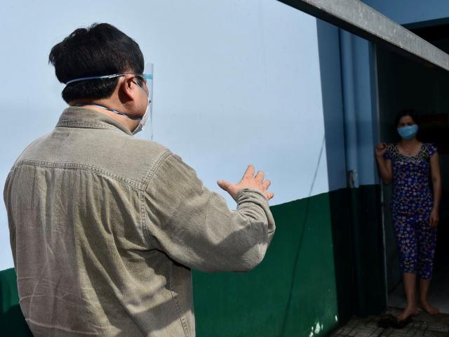 Tin tức trong ngày - Thủ tướng đánh giá cách làm việc “chưa chuẩn” khi tổng đài viên trả lời dân “khi nào cần thì gọi”