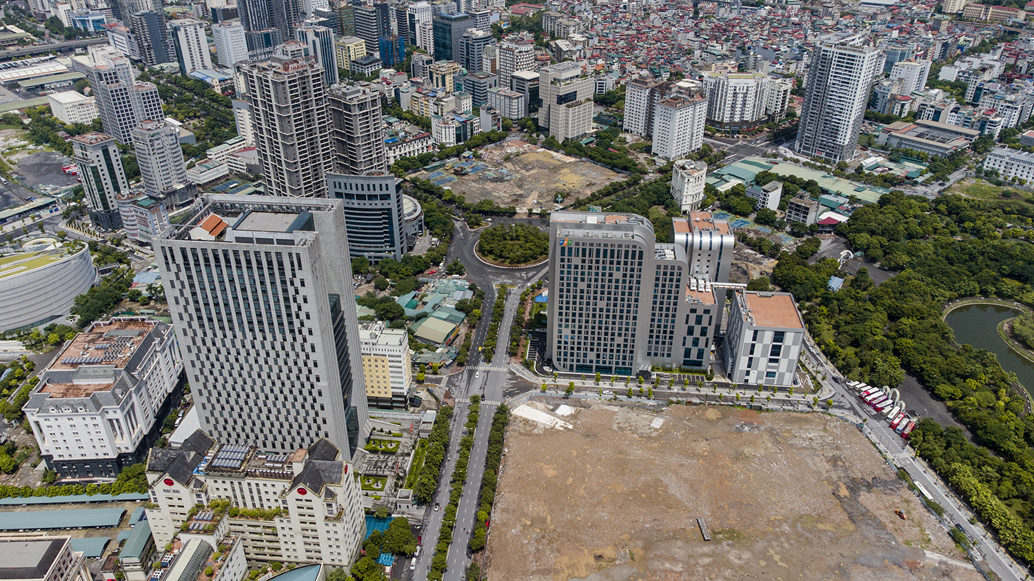 Trụ sở mới sẽ được xây dựng trên khu đất 8 mẫu, tương đương 3,2 ha; quy mô xây dựng là 39.000 m2; tổng ngân sách dự toán là 1,2 tỉ USD.