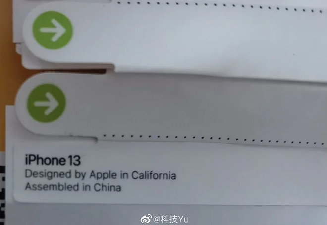 Nhãn dán của dòng iPhone 13.