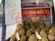 Thị trường - Tiêu dùng - &quot;Sốc&quot; với chiêu lừa khó tin: Tưởng sầu riêng siêu rẻ, dừng lại mua mới phát hiện bất ngờ
