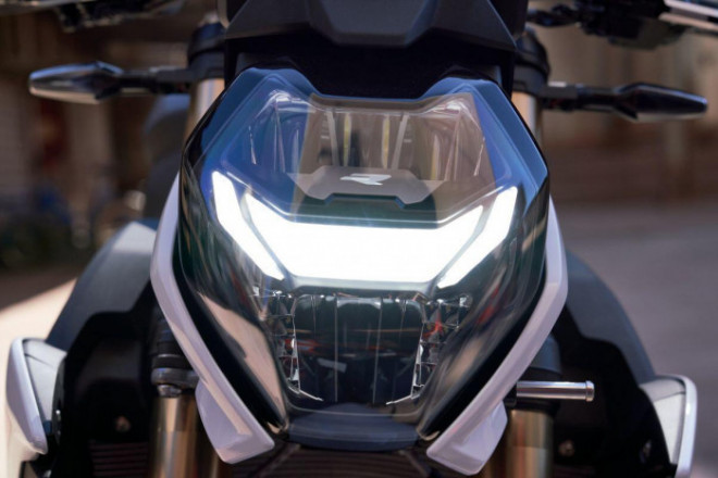 Mô tô thể thao BMW Motorrad S1000R ra mắt, giá từ 563 triệu đồng - 9
