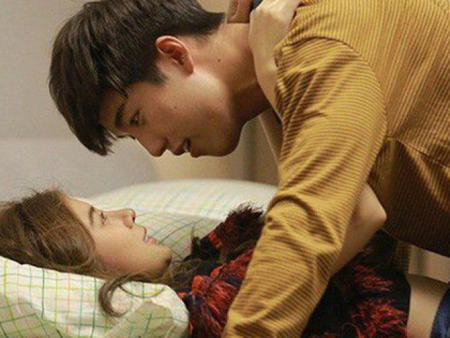 Bạn trẻ - Cuộc sống - Sau đêm tân hôn mặn nồng chồng bỗng biến mất, tôi "hóa đá" nhìn vài đồng bỏ lại trên gối