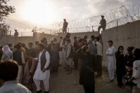 Kẻ đánh bom sân bay Kabul kiên nhẫn đến mức nào?