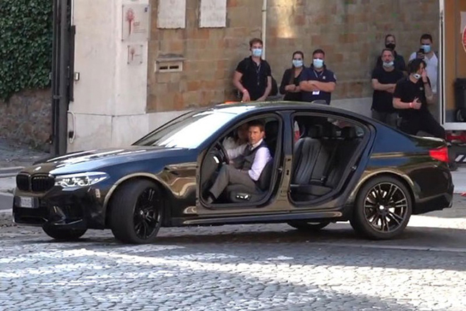 Tom Cruise bị kẻ gian đánh cắp BMW X7, nhưng bực bội vì điều này hơn là mất xe - 3