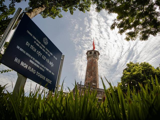 Tin tức trong ngày - Những điểm tham quan nổi tiếng ở Hà Nội “không một bóng người” trong những ngày giãn cách