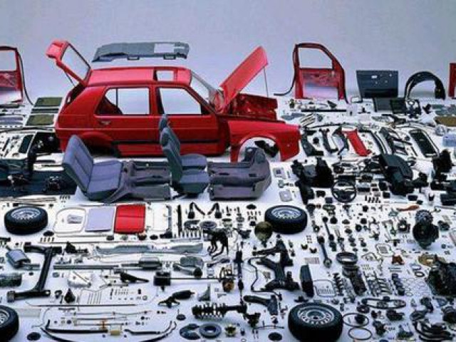 Ô tô - Việt Nam đã tự sản xuất được bao nhiêu chi tiết trên ô tô?