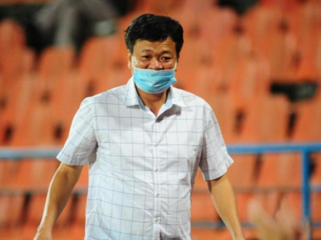 Bóng đá - "Quýt làm cam chịu" và chuyện cười ra nước mắt ở bóng đá Việt Nam