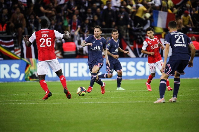 Messi đá trận ra mắt PSG, cầu trường nổ tung chào đón khoảnh khắc lịch sử - 7