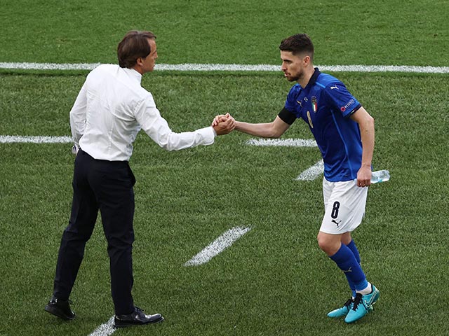 Bóng đá - Tin mới nhất bóng đá tối 30/8: Thuyền trưởng ĐT Italia tin Jorginho sẽ giành QBV