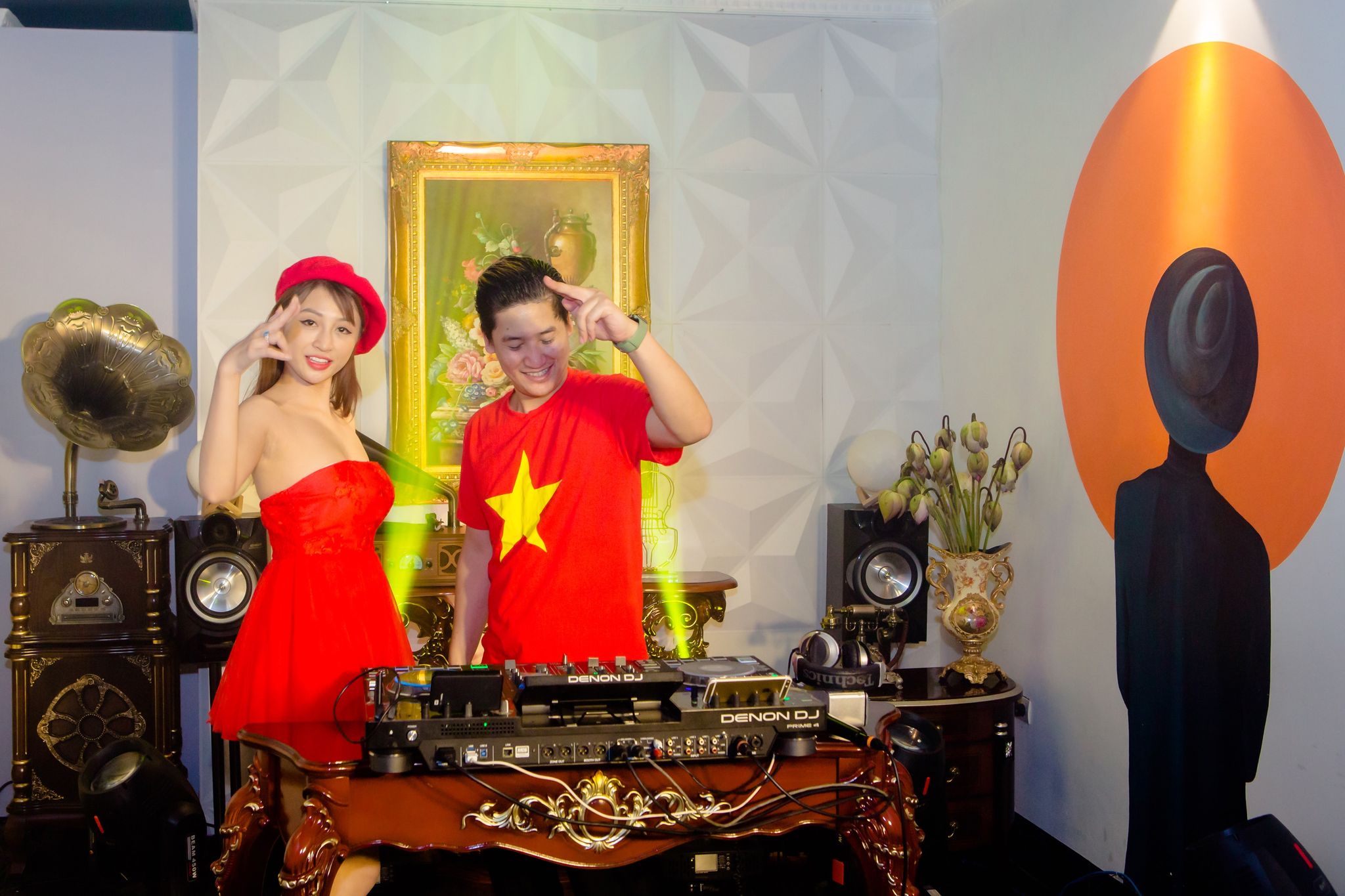 DJ LeeKing mở minishow tại gia ủng hộ quỹ chống dịch - 3