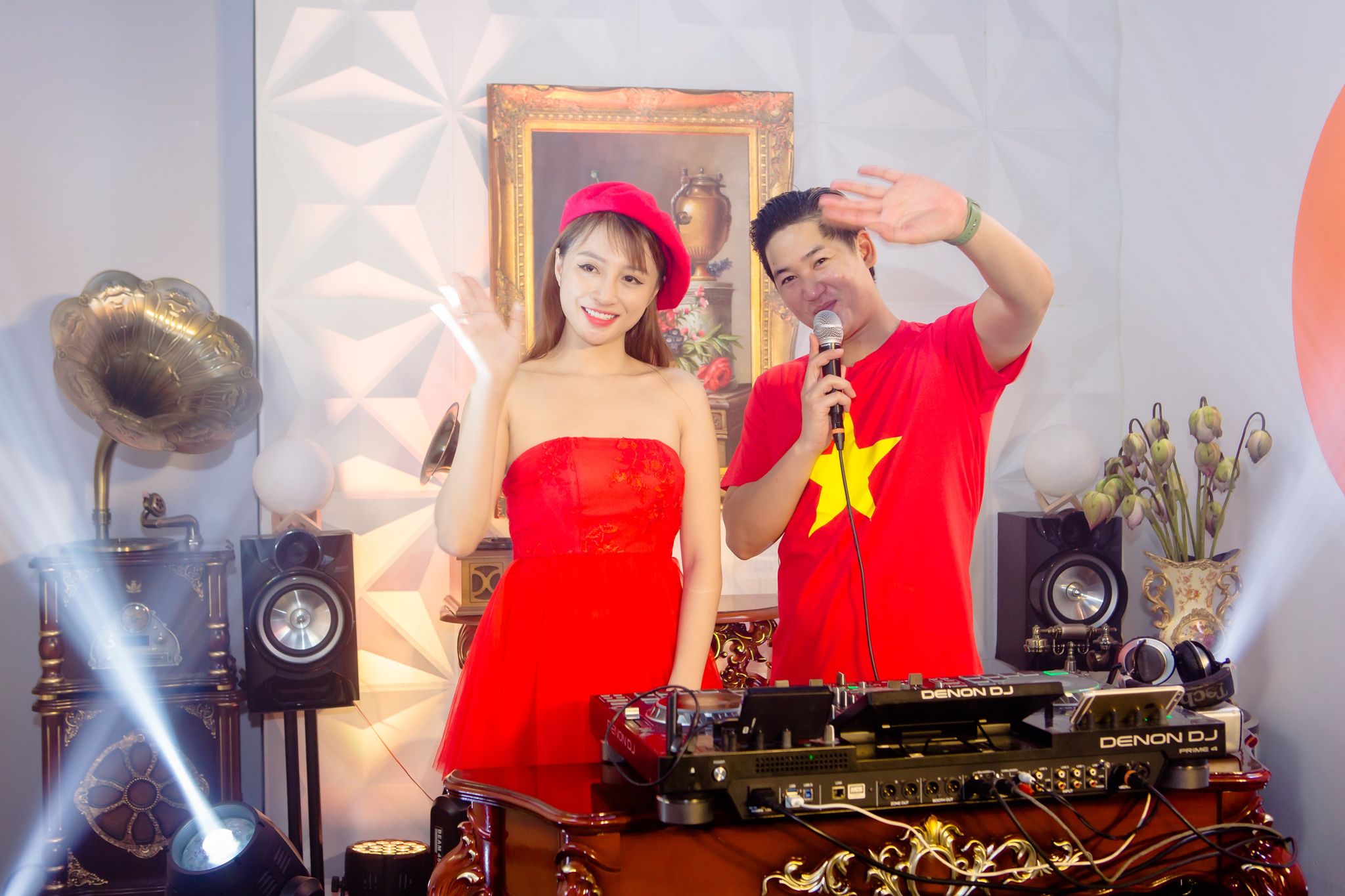 DJ LeeKing mở minishow tại gia ủng hộ quỹ chống dịch - 5