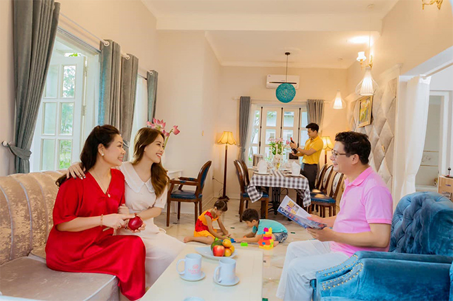 Nhà là nơi sum vầy ấm áp và bình yên nhất đối với mỗi người.