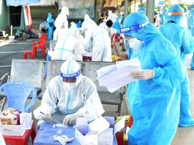 Tin tức trong ngày - Trưa 1/9, Hà Nội ghi nhận thêm 20 ca dương tính với SARS-CoV-2